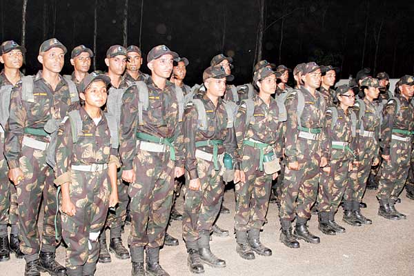 పైసా ఖర్చవకుండా పైలట్!
