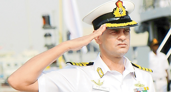 పది పాసైతేే... పదిలమైన కొలువులు!