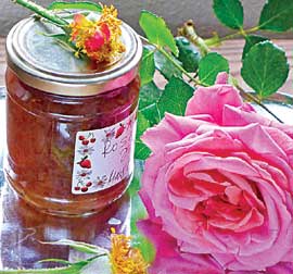 పూలనే తినేయమంట!